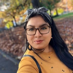 Meet your Posher, Myriam